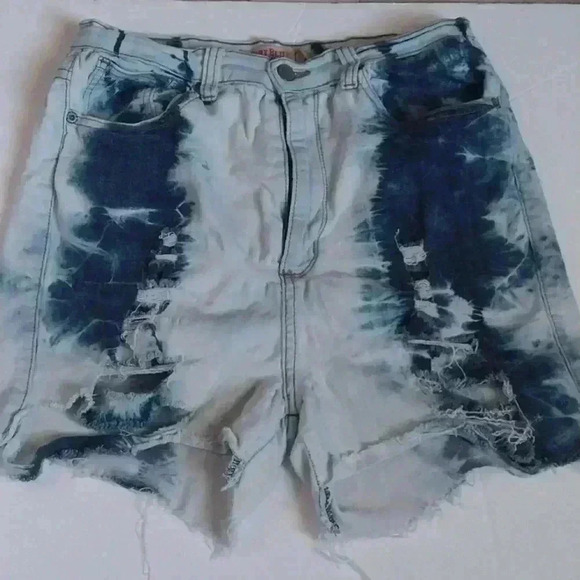 Judy Blue Bleached Distressed Cutoff Jean Shorts Size 15 - Picture 1 of 6
